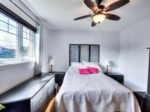 Chambre Ã Â coucher - 59 Rue Haineault, Salaberry-De-Valleyfield, QC - Indoor Photo Showing Bedroom