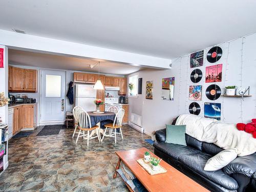 Sous-sol - 59 Rue Haineault, Salaberry-De-Valleyfield, QC - Indoor Photo Showing Living Room