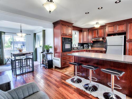 Cuisine - 59 Rue Haineault, Salaberry-De-Valleyfield, QC - Indoor Photo Showing Kitchen