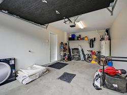 Garage - 