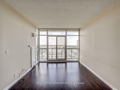 1709-1940 Ironstone Dr, Burlington, ON - Indoor Photo Showing Other Room