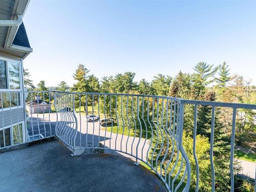 302 471 Lakevview Drive, Kenora, ON - Outdoor