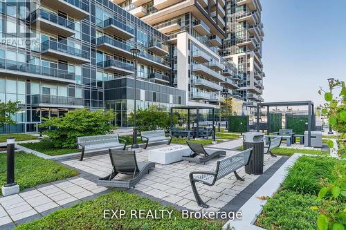 1406 - 2081 Fairview Street, Burlington, ON - Outdoor With Balcony