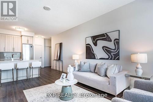 1406 - 2081 Fairview Street, Burlington, ON - Indoor Photo Showing Living Room