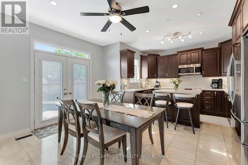 39 Morning Mist Drive, Hamilton, ON - Indoor Photo Showing Dining Room