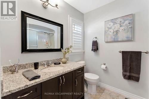 39 Morning Mist Drive, Hamilton, ON - Indoor Photo Showing Bathroom