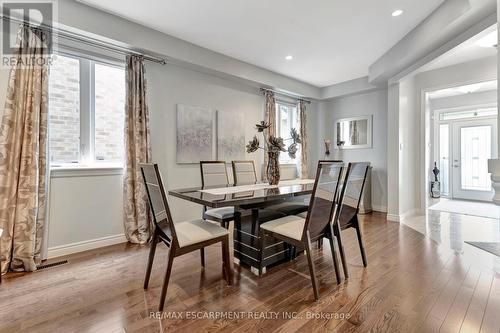 39 Morning Mist Drive, Hamilton, ON - Indoor Photo Showing Dining Room