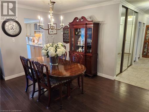 1415 Ghent Avenue Unit# 905, Burlington, ON - Indoor Photo Showing Dining Room