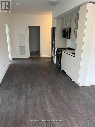 1110 - 251 Manitoba Street, Toronto, ON - Indoor Photo Showing Kitchen