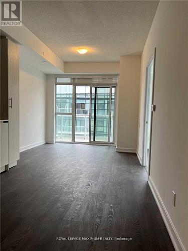 1110 - 251 Manitoba Street, Toronto, ON - Indoor Photo Showing Other Room