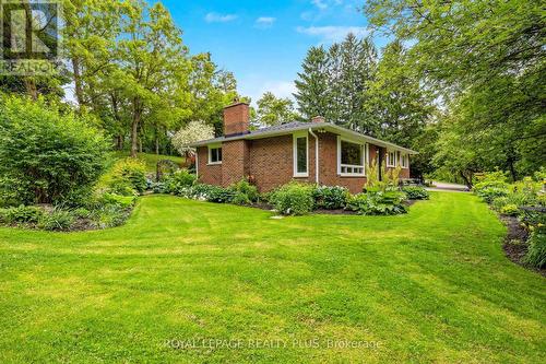 25 Caroline Street, Halton Hills, ON - Outdoor