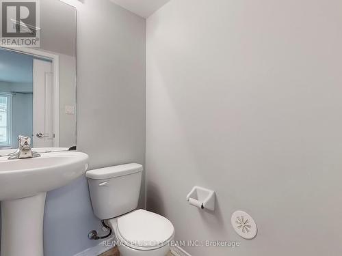 122 - 2441 Greenwich Drive, Oakville, ON - Indoor Photo Showing Bathroom