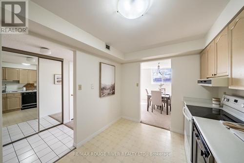 302 - 1 Queen Street, Cobourg, ON - Indoor Photo Showing Kitchen