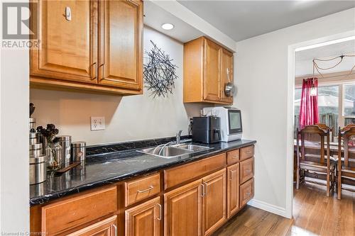 210 Glamis Road Unit# 13, Cambridge, ON - Indoor Photo Showing Kitchen With Double Sink