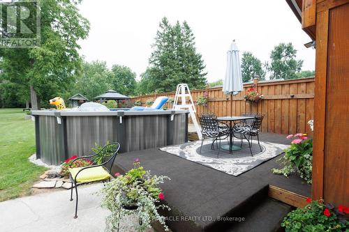 42 St David Street, Kawartha Lakes (Lindsay), ON - Outdoor With Deck Patio Veranda