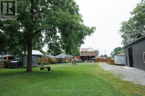 42 St David Street, Kawartha Lakes (Lindsay), ON - Outdoor With Backyard