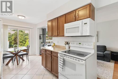 168 Emerald Road, London, ON - Indoor Photo Showing Kitchen