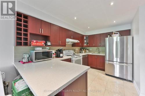 190 - 20 Moonstone Byway, Toronto, ON - Indoor Photo Showing Kitchen