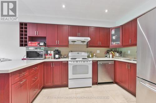 190 - 20 Moonstone Byway, Toronto, ON - Indoor Photo Showing Kitchen