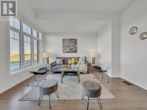 12182 Mclaughlin Road, Caledon, ON - Indoor Photo Showing Living Room