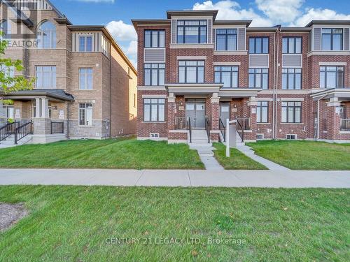 12182 Mclaughlin Road, Caledon, ON - Outdoor With Balcony With Facade