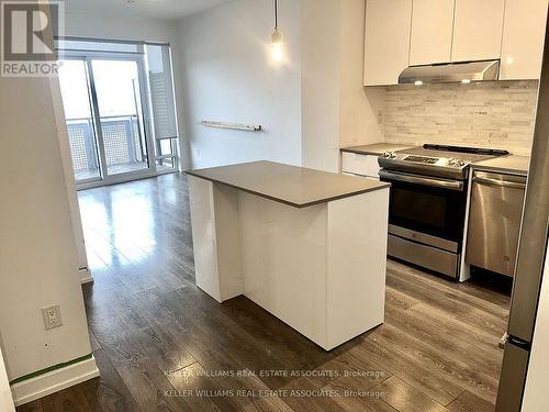 1307 - 2520 Eglinton Avenue W, Mississauga, ON - Indoor Photo Showing Kitchen