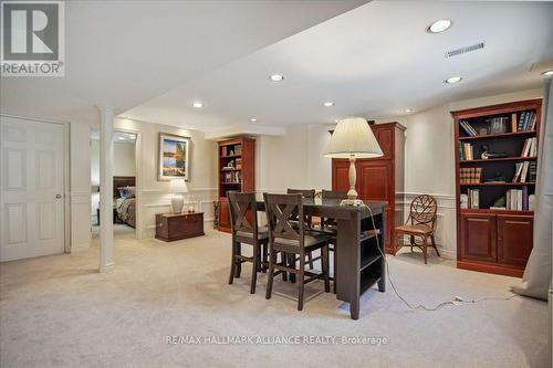 966 Sliver Birch Trail, Mississauga, ON - Indoor Photo Showing Dining Room