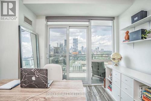 2102 - 112 George Street, Toronto, ON - Indoor