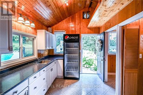 9 Shaldan Lane, Pelham, ON - Indoor Photo Showing Kitchen