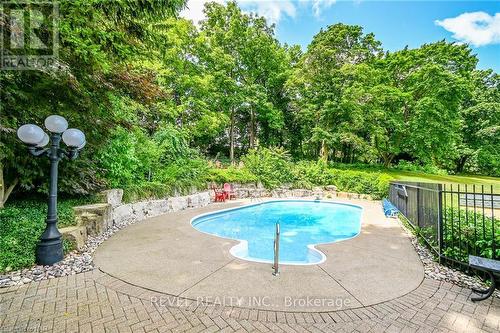 9 Shaldan Lane, Pelham, ON - Outdoor With In Ground Pool With Backyard