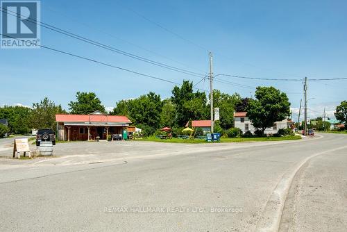 36 Squires Street, Prince Edward County, ON - Outdoor