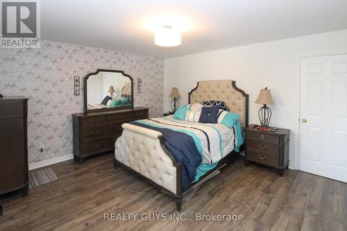 2452 Keitel Drive, Peterborough (Monaghan), ON - Indoor Photo Showing Bedroom