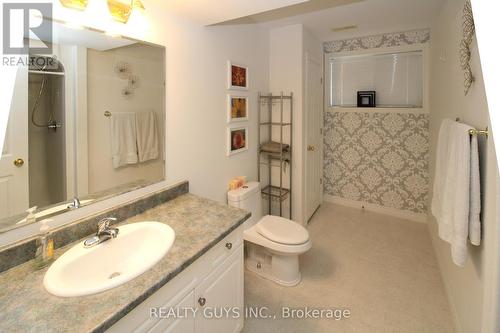 2452 Keitel Drive, Peterborough (Monaghan), ON - Indoor Photo Showing Bathroom