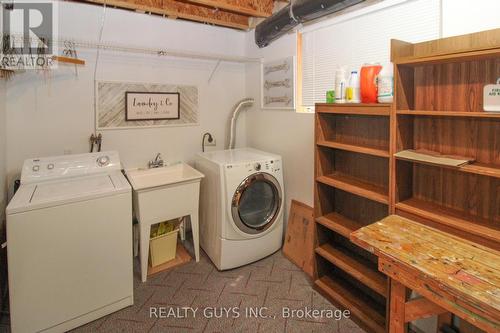 2452 Keitel Drive, Peterborough (Monaghan), ON - Indoor Photo Showing Laundry Room