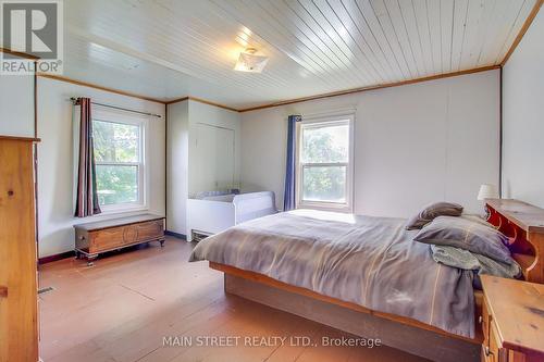 5984 3Rd Line, New Tecumseth, ON - Indoor Photo Showing Bedroom