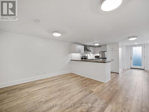 40 Fern Avenue, Toronto, ON - Indoor Photo Showing Kitchen