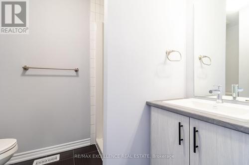 Lot 17 - 5678 Dorchester Road, Niagara Falls, ON - Indoor Photo Showing Bathroom