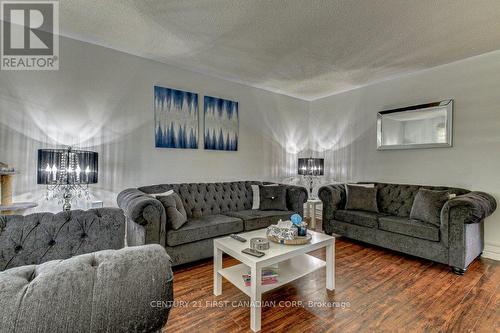 67 Weymouth Drive, London, ON - Indoor Photo Showing Living Room