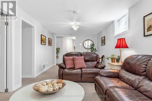 771 Eversley Drive, Mississauga, ON - Indoor Photo Showing Living Room