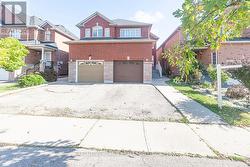 5339 HOLLYPOINT AVENUE  Mississauga, ON L5V 2L2