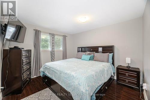 10 Albion Crescent, Brampton, ON - Indoor Photo Showing Bedroom