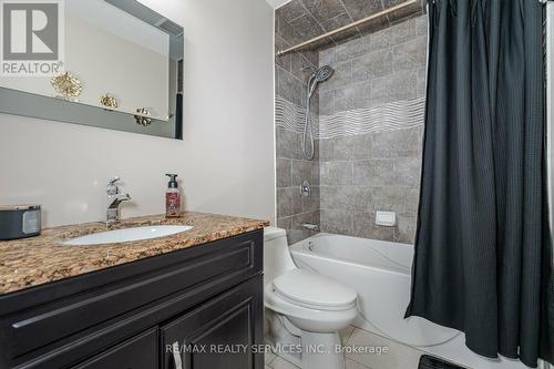 10 Albion Crescent, Brampton, ON - Indoor Photo Showing Bathroom