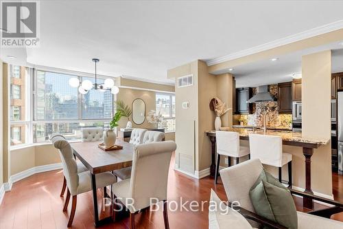 Ph1 - 44 Gerrard Street W, Toronto, ON - Indoor Photo Showing Dining Room