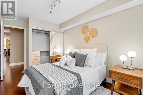 Ph1 - 44 Gerrard Street W, Toronto, ON - Indoor Photo Showing Bedroom