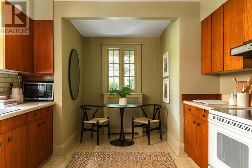 59 Eastbourne Avenue, Toronto, ON - Indoor Photo Showing Kitchen