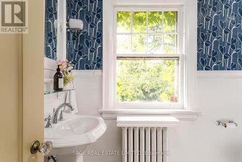 59 Eastbourne Avenue, Toronto, ON - Indoor Photo Showing Bathroom