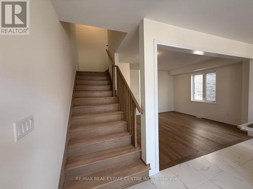 30 Selection Heights, Thorold, ON - Indoor Photo Showing Other Room