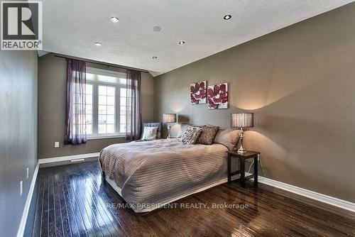 2361 Baronwood Drive, Oakville, ON - Indoor Photo Showing Bedroom