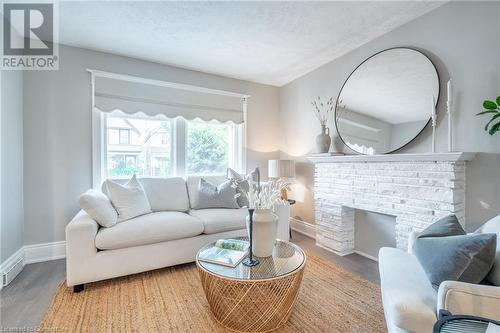 242 Glendale Avenue N, Hamilton, ON - Indoor Photo Showing Living Room With Fireplace