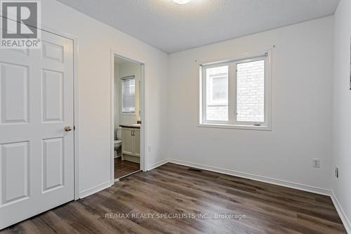 Upper - 16 Evanwood Crescent, Brampton, ON - Indoor Photo Showing Other Room